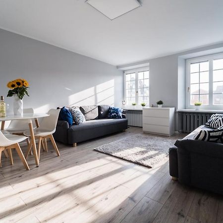 Apart Market Square - Rynek 44 - Opposit Town Hall - 3 Rooms วรอตซวาฟ ภายนอก รูปภาพ