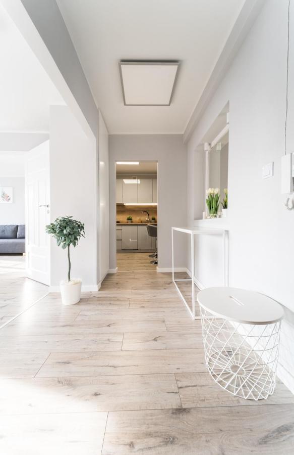 Apart Market Square - Rynek 44 - Opposit Town Hall - 3 Rooms วรอตซวาฟ ภายนอก รูปภาพ