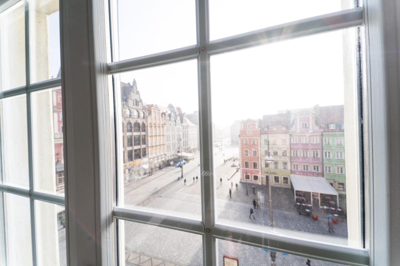 Apart Market Square - Rynek 44 - Opposit Town Hall - 3 Rooms วรอตซวาฟ ภายนอก รูปภาพ